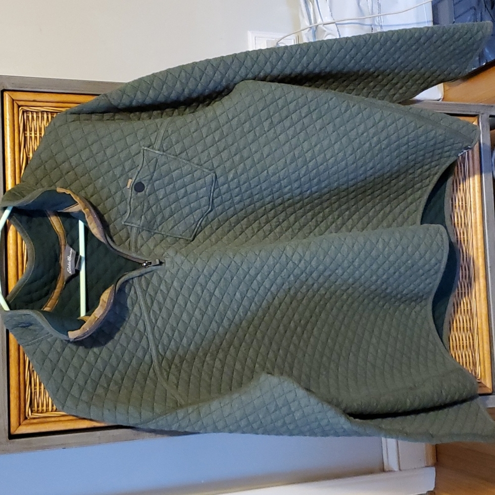Eddie Bauer 1/4 zip quilted pullover